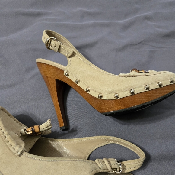Gucci Ivory Suede Slingback w/platform - Picture 16 of 16